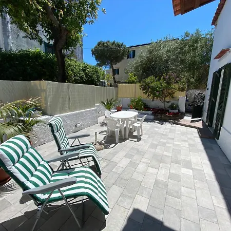 Casa Ferrandino * ايسكيا